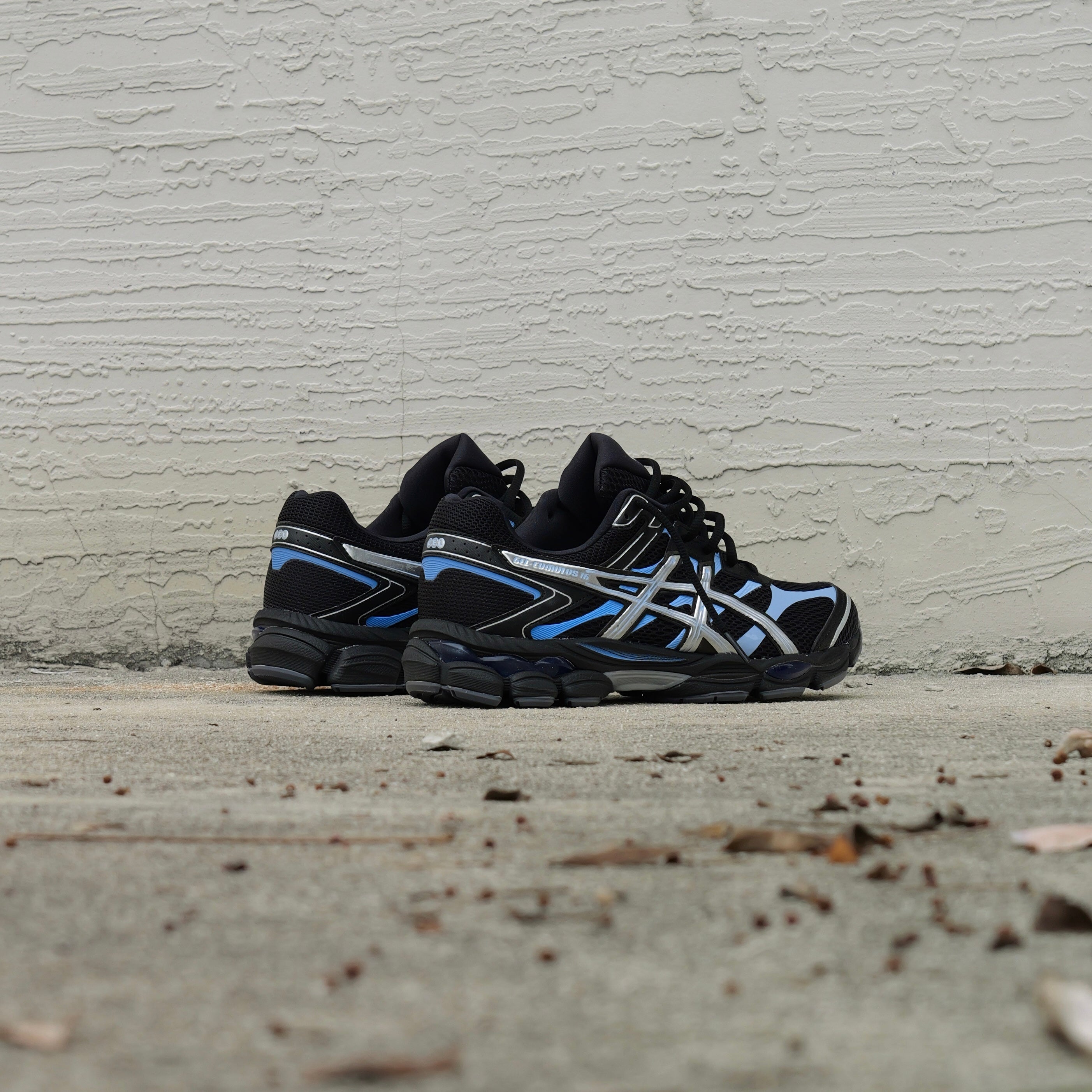 Mens Asics Gel-Cumulus 16 (Black/Pure Silver)