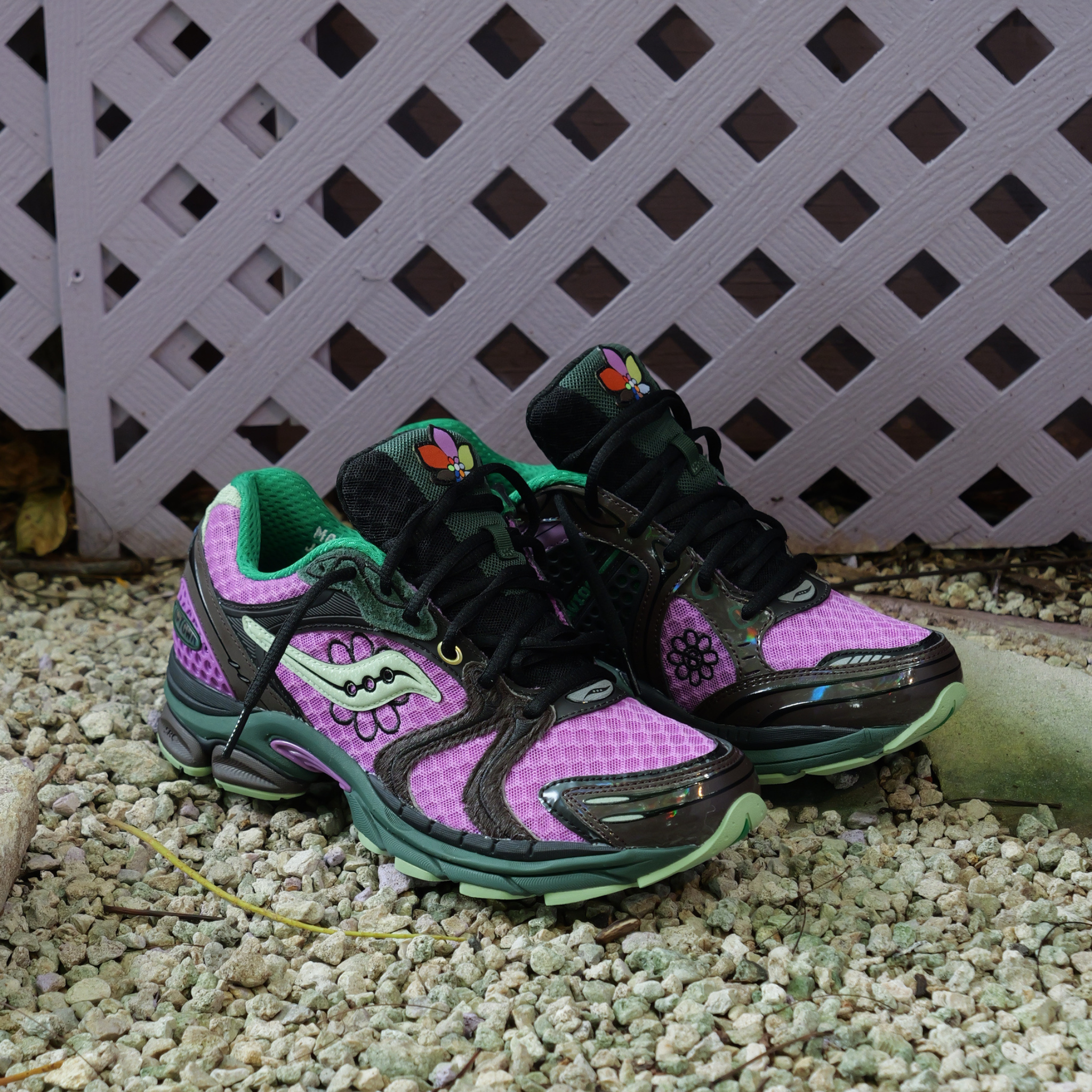 SAUCONY X JAE TIPS Progrid Triumph 4 Perilla (Violet/Earth) - VIP Saucony