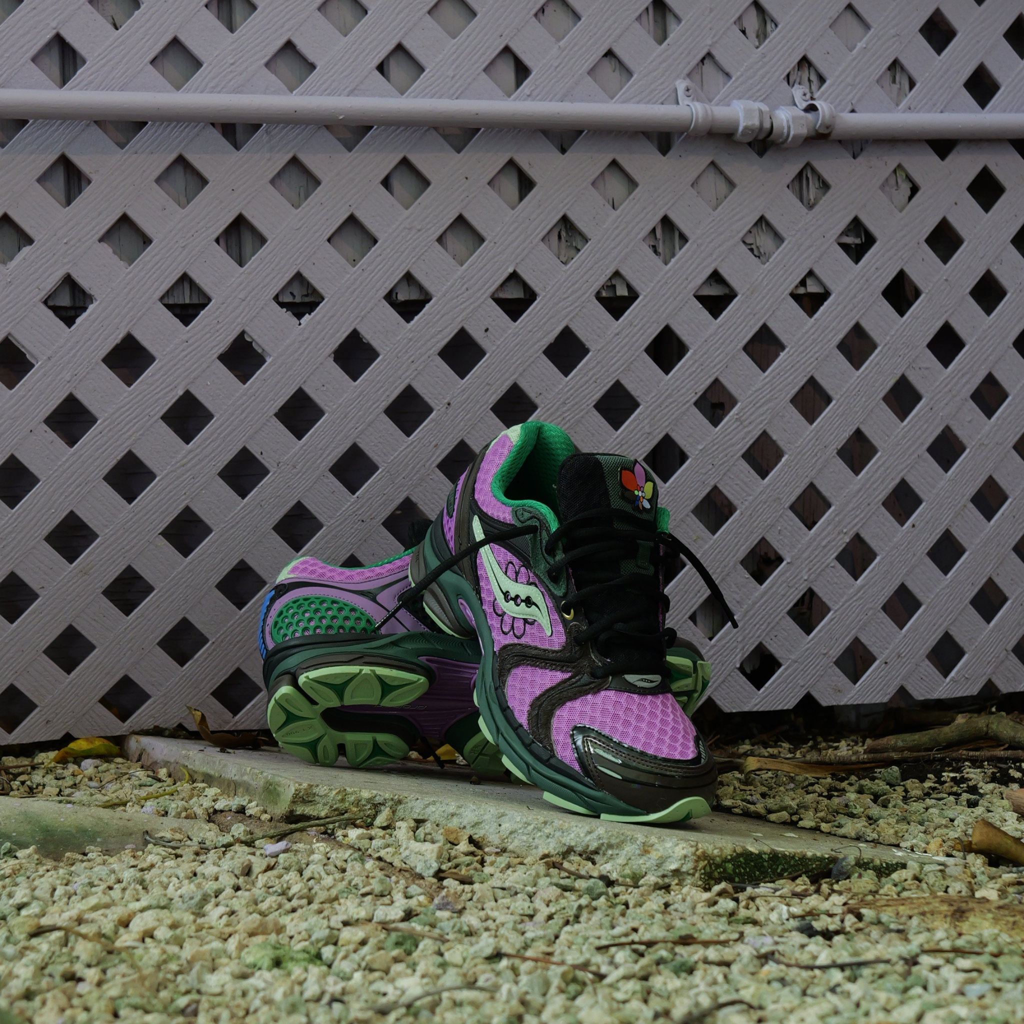 SAUCONY X JAE TIPS Progrid Triumph 4 Perilla (Violet/Earth) - VIP Saucony