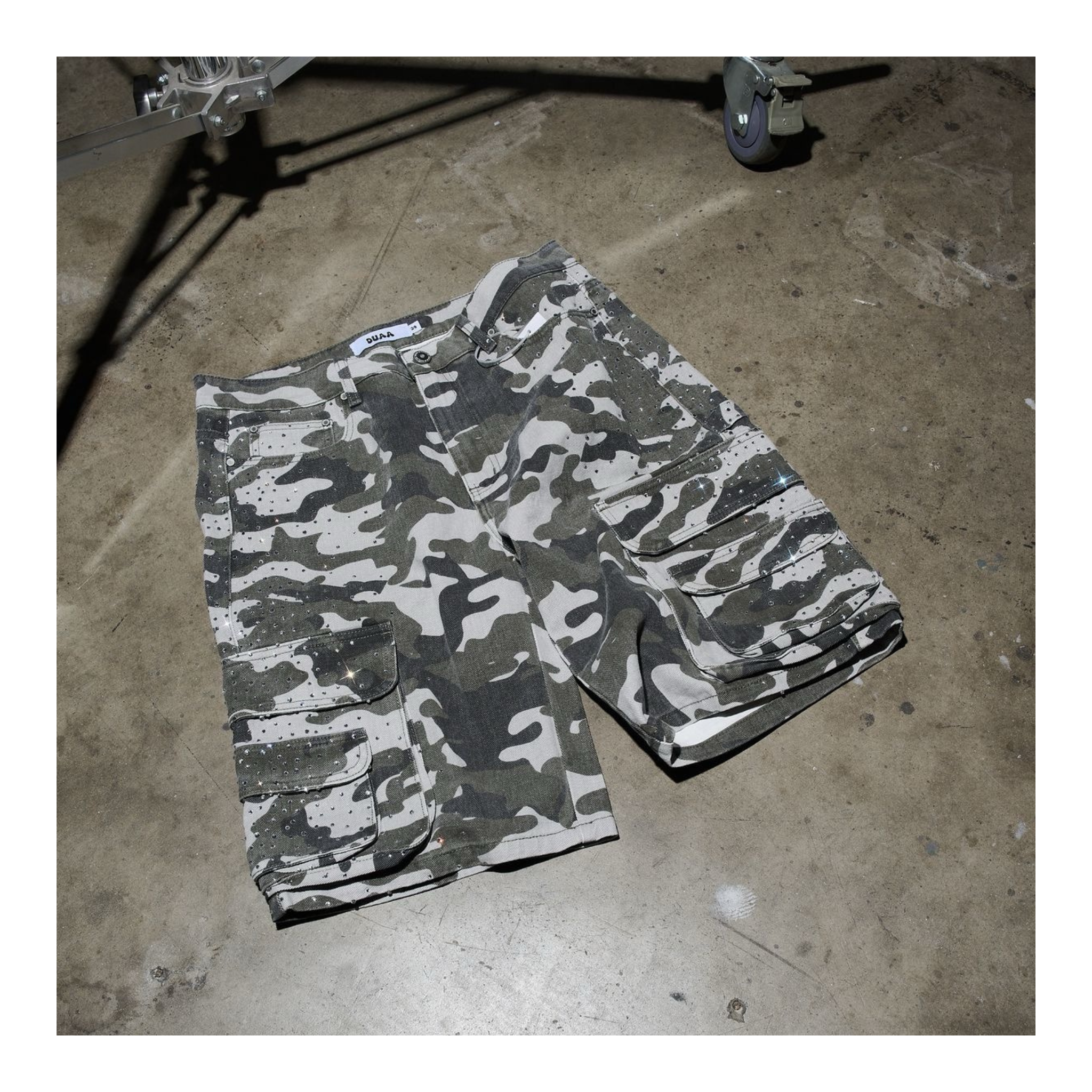 DUAA ''FORWARD'' GREY CAMO CARGO - DUAA