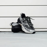 Hoka SpeedGoat 2 TS BKSTR (Black / Stardust)