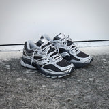 Mens Saucony ProGrid Omni 9 (Black/Silver) - Saucony