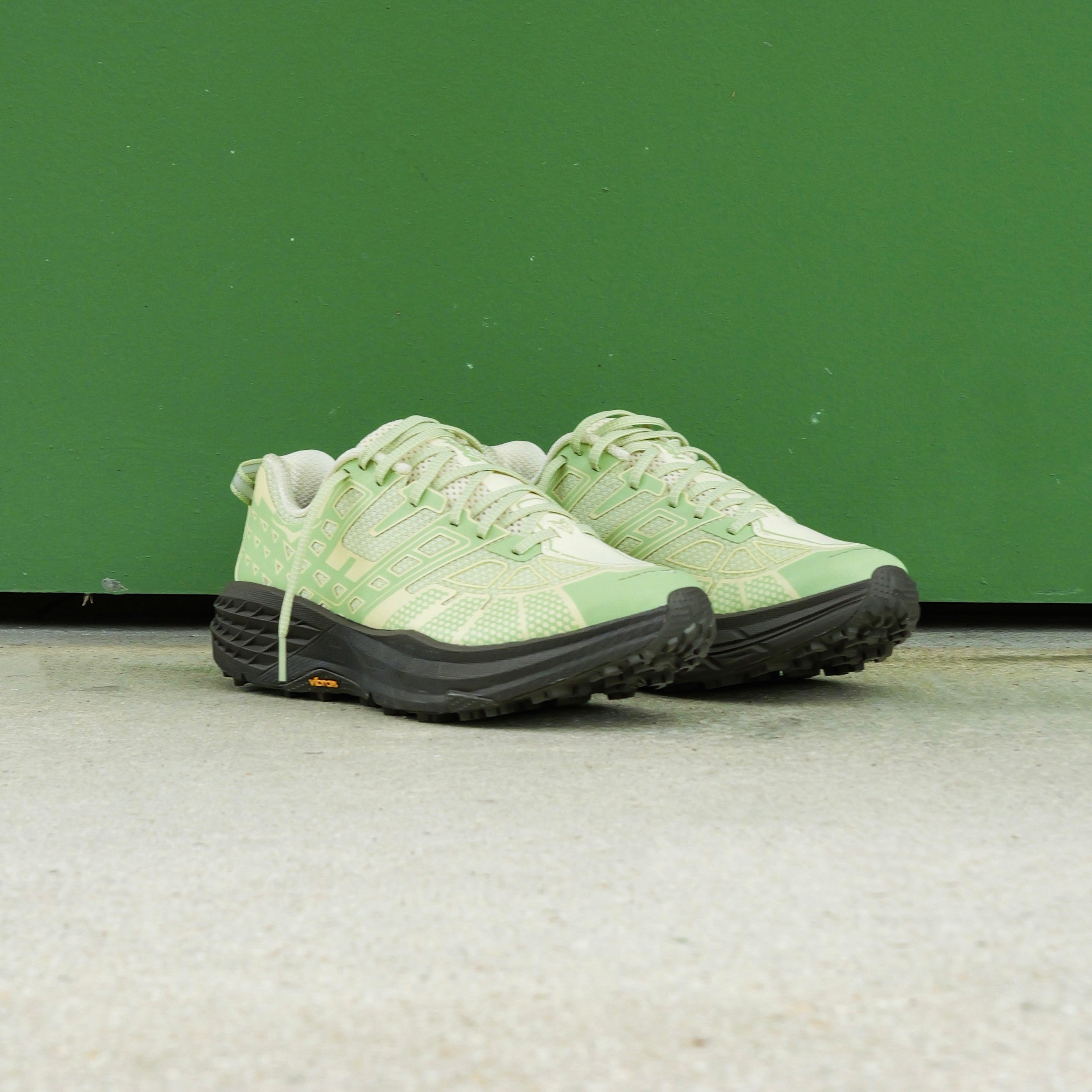 Hoka U SpeedGoat 2 TS (Morning Dew / Cliff Grey)