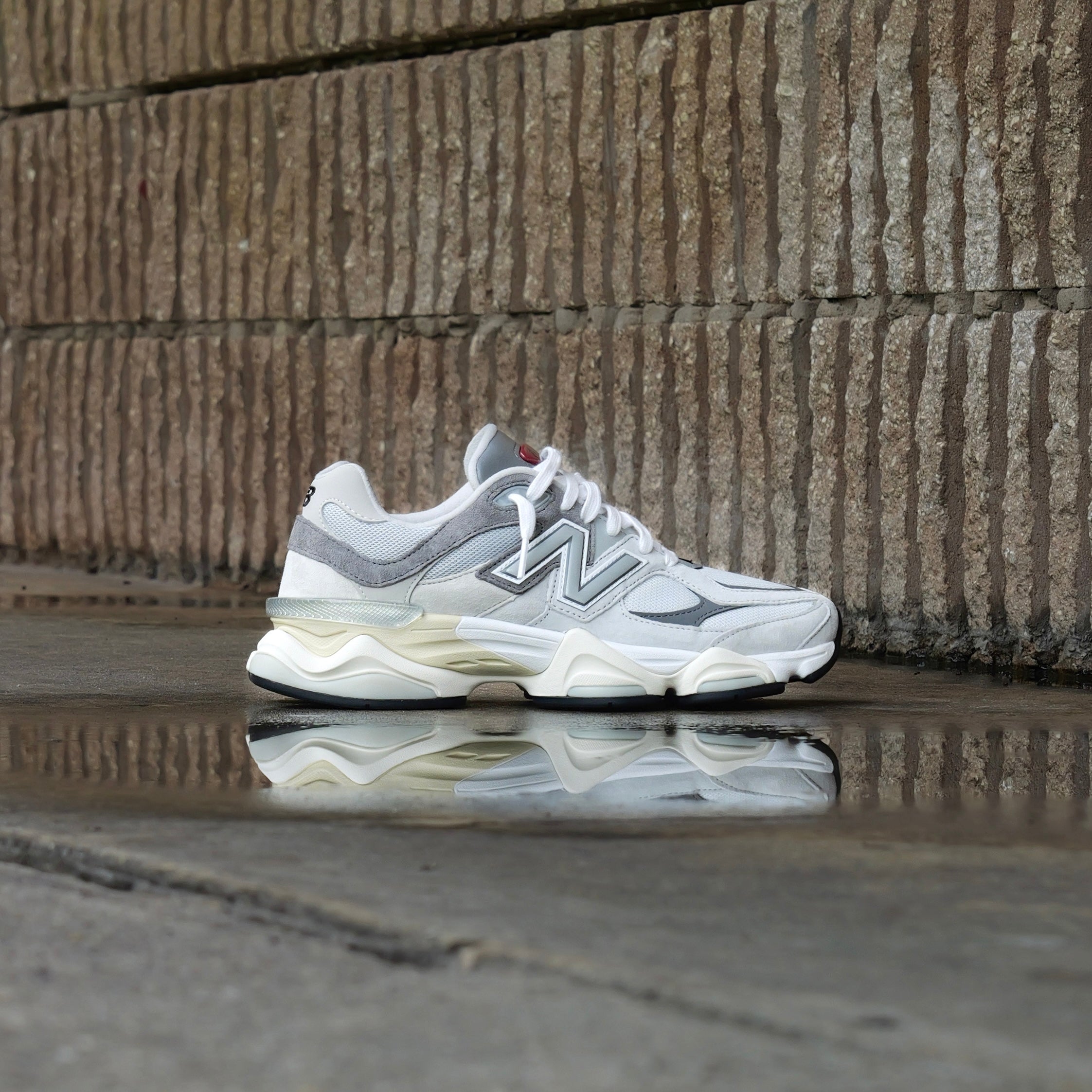 Mens New Balance 9060GRY (Grey/Grey) - New Balance
