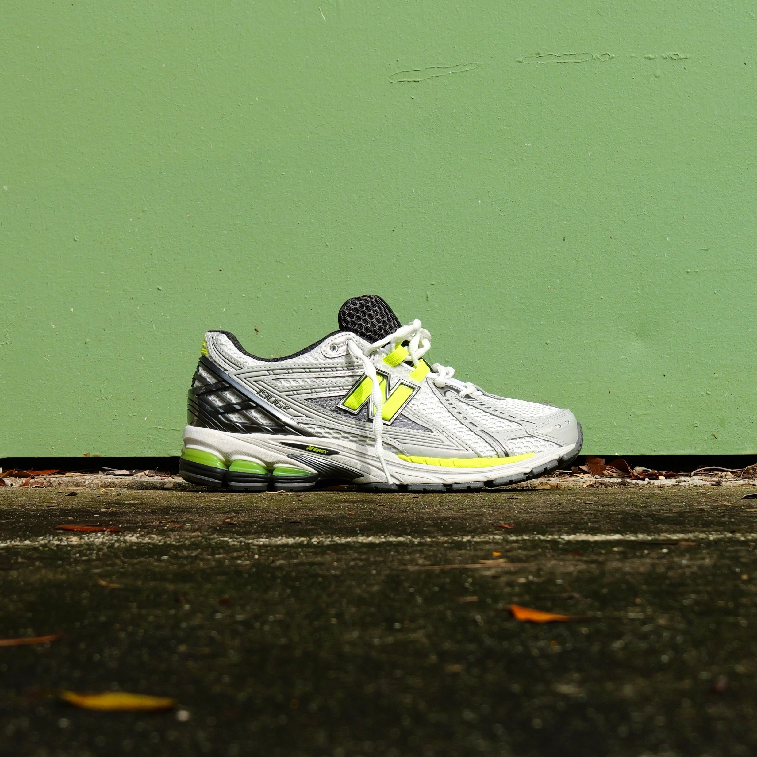 Mens New Balance 1906R (Grey/Green) U190652H - New Balance