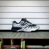 Hoka SpeedGoat 2 TS BKSTR (Black / Stardust)