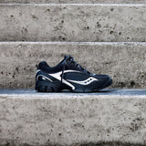 Mens Saucony ProGrid V2 (Black/Silver)