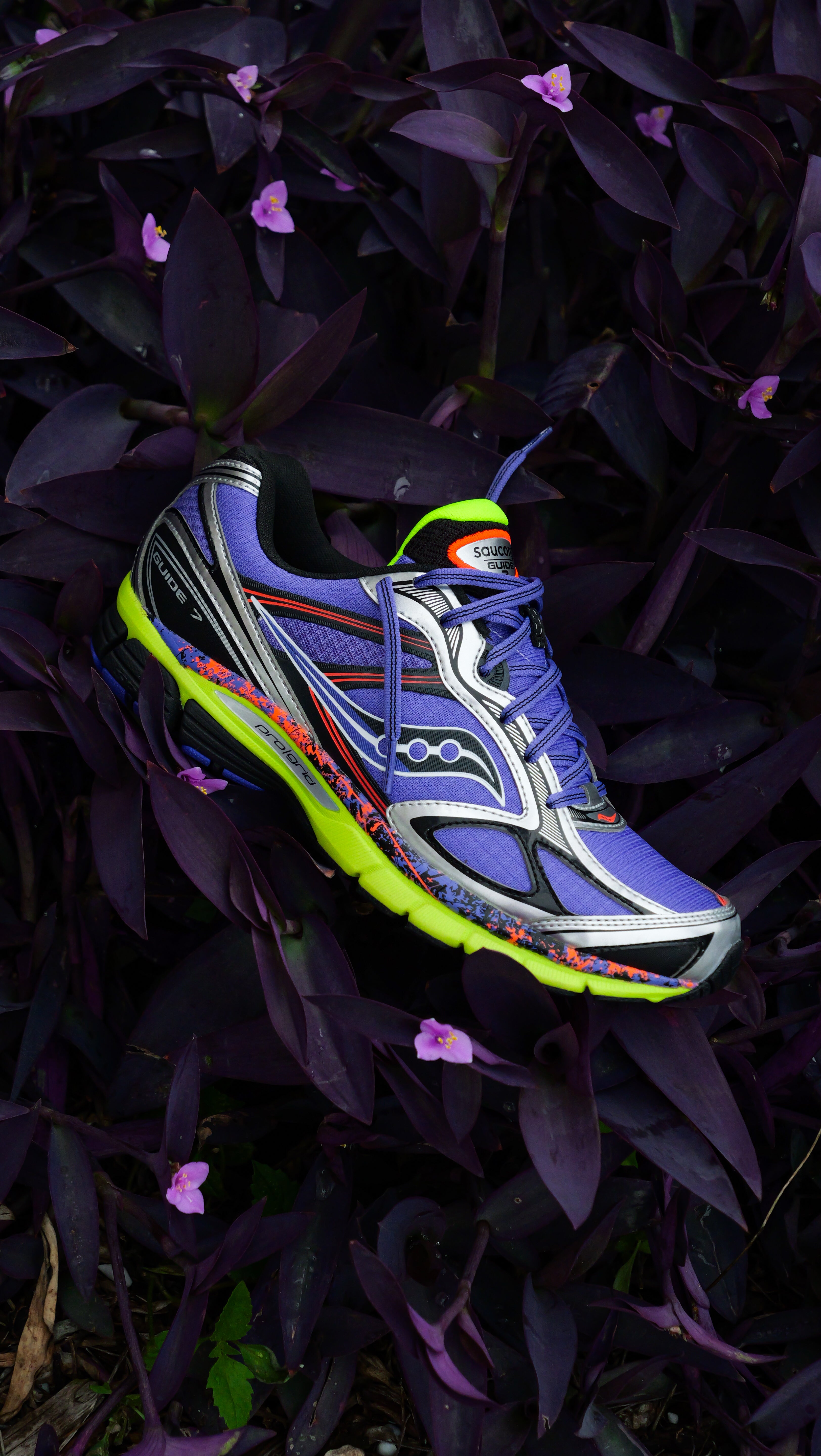 Mens Saucony ProGrid Guide 7 (Purple/Citron) - Saucony
