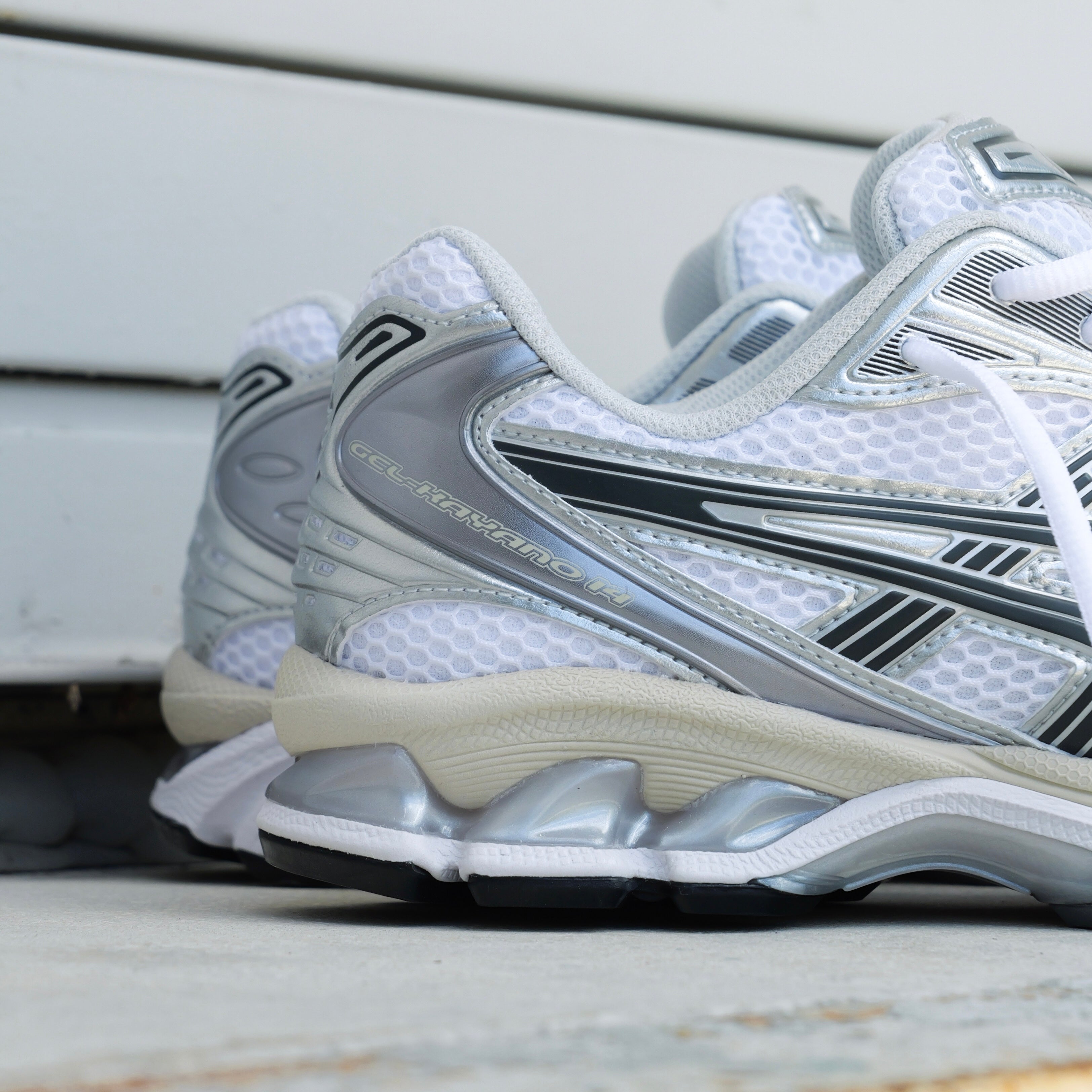 Mens Asics Gel-Kayano 14 (White/Graphite Grey) - Asics