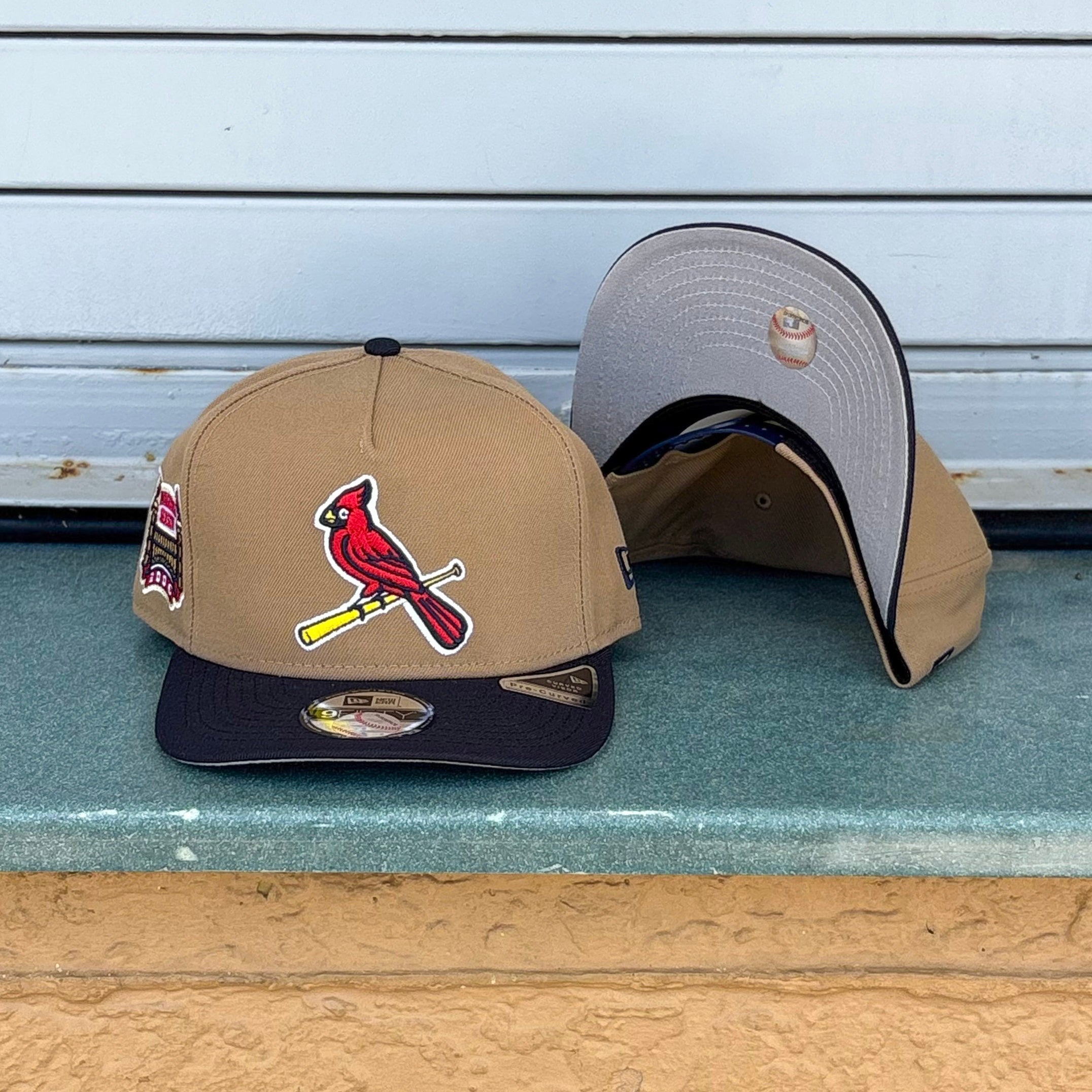 New Era St. Louis Cardinals 2006 Inaugural Season Grey UV 9Fifty A-Frame Snapback (Khaki/Navy)