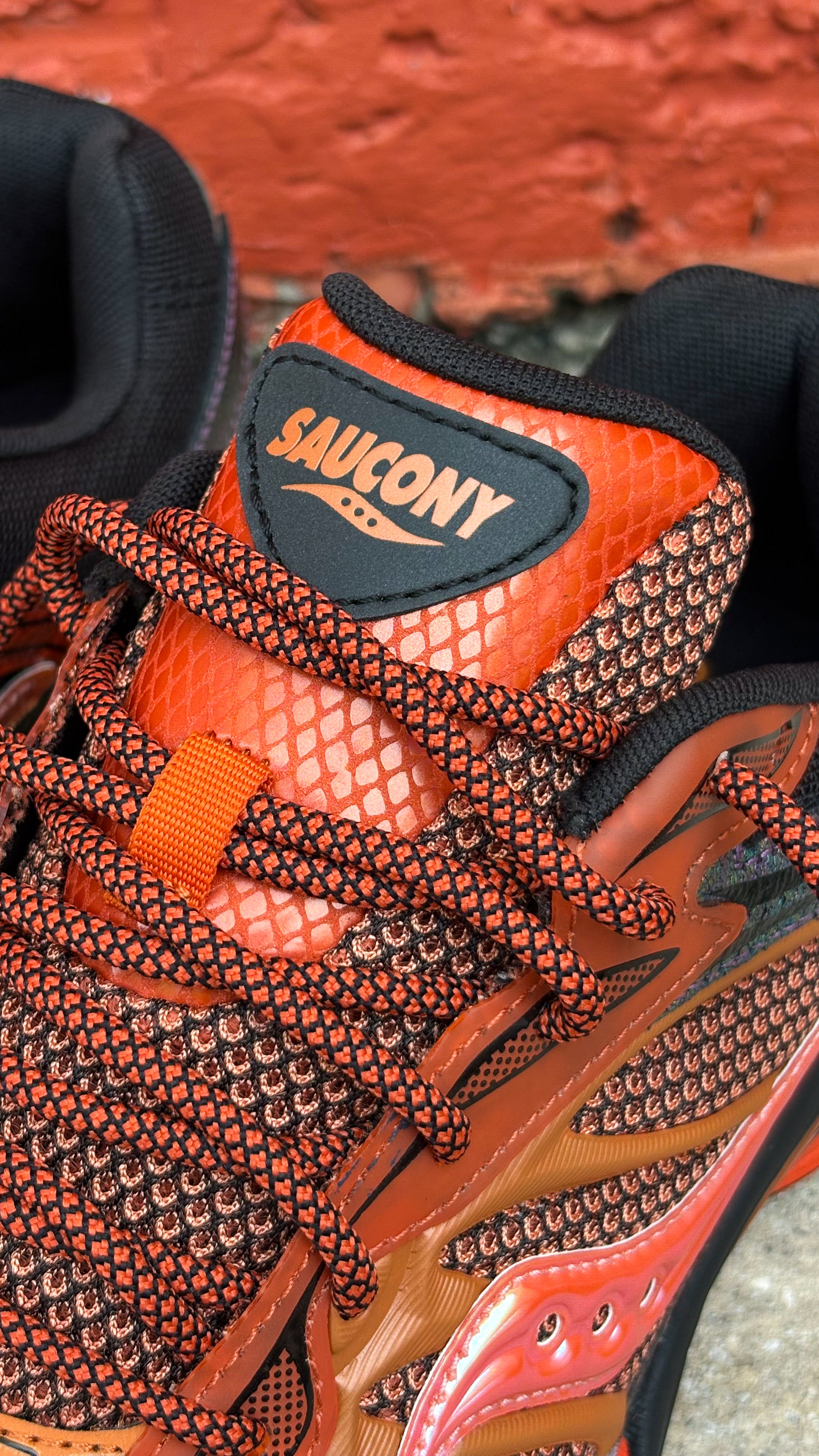 Mens Saucony ProGrid Omni 9 (Copper Glow)