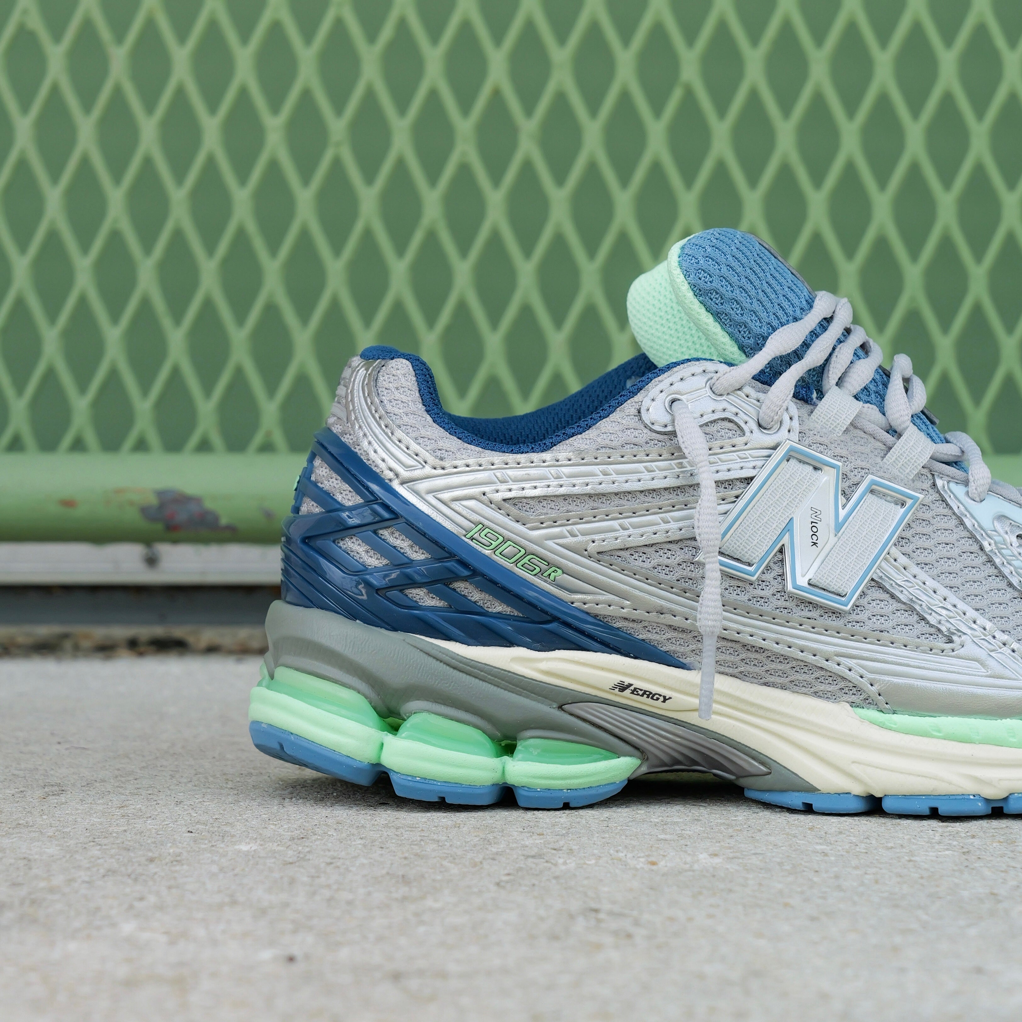 Mens New Balance 1906 (Silver Metallic/Still Water) U1906RCR - New Balance