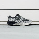 Hoka SpeedGoat 2 TS BKSTR (Black / Stardust)
