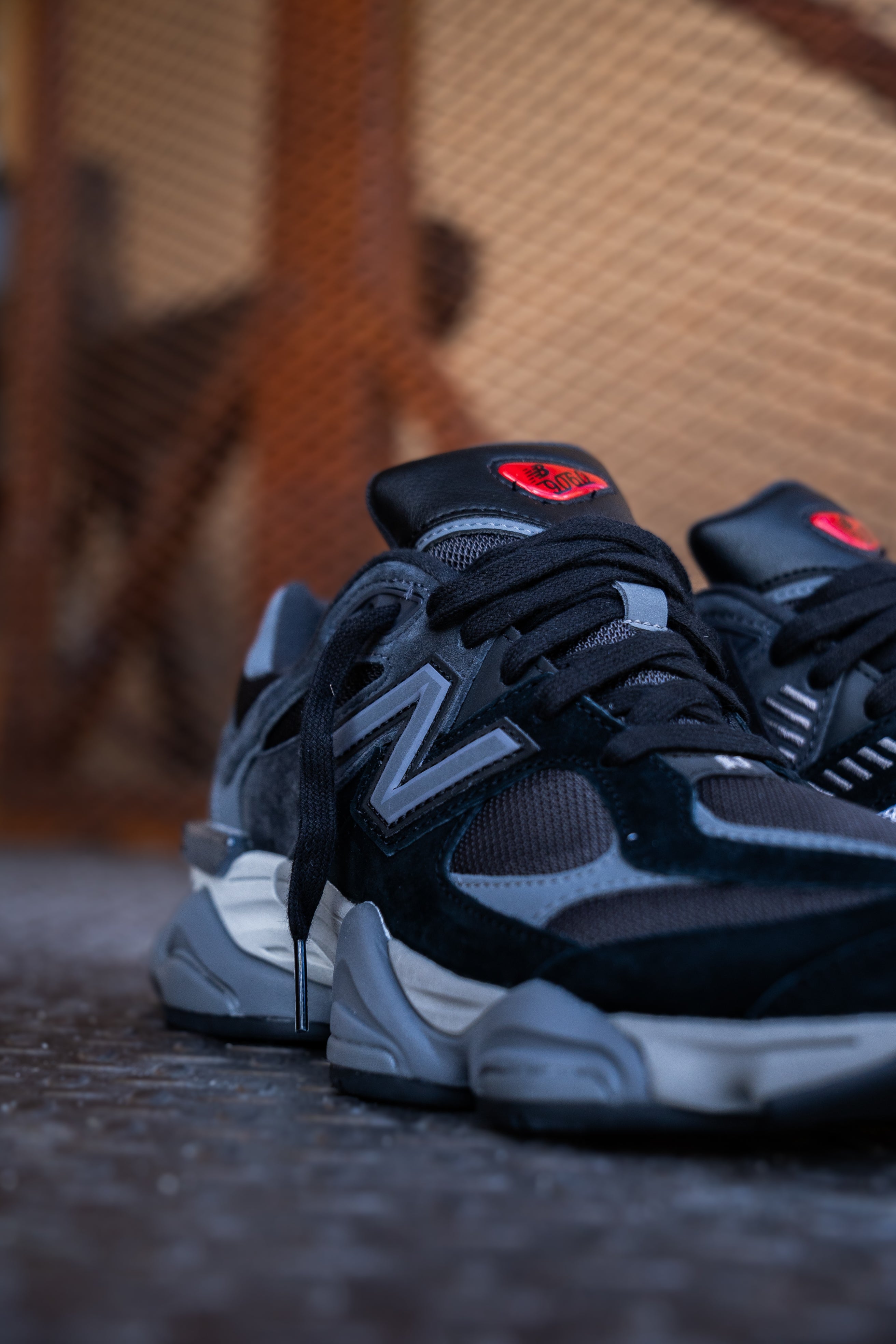 Mens New Balance 9060 (Black/Grey)-U9060BLK - New Balance