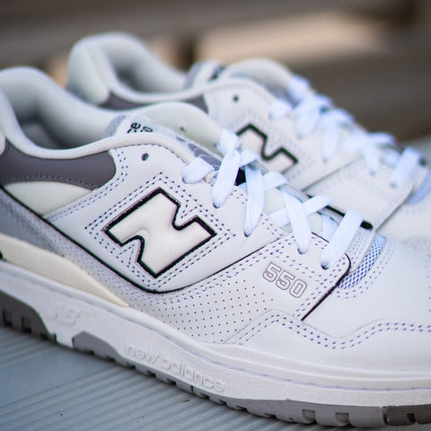 Mens New Balance 550 (White/Grey) - BB550PWA - New Balance