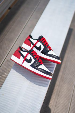 Nike Air Jordan 1 Low (Black Toe) - Nike