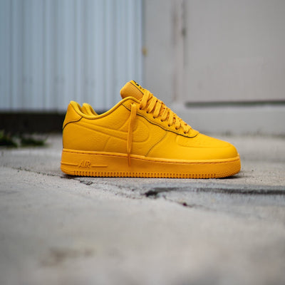 Mens Nike Air Force 1 '07 Pro-Tech (University Gold) - Nike