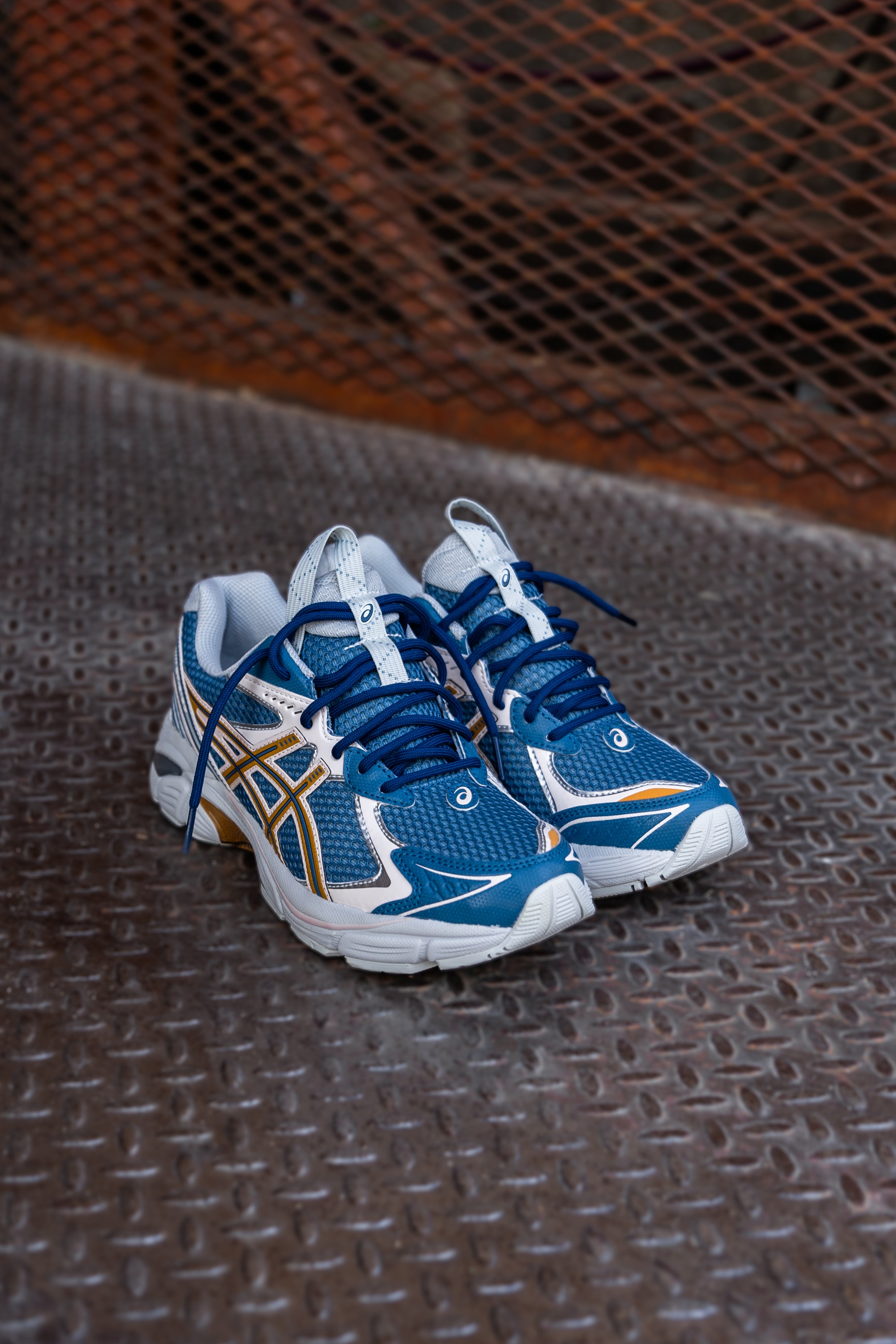 Mens Asics UB8-S GT-2160 (Azure/Pure Gold) - VIP Asics