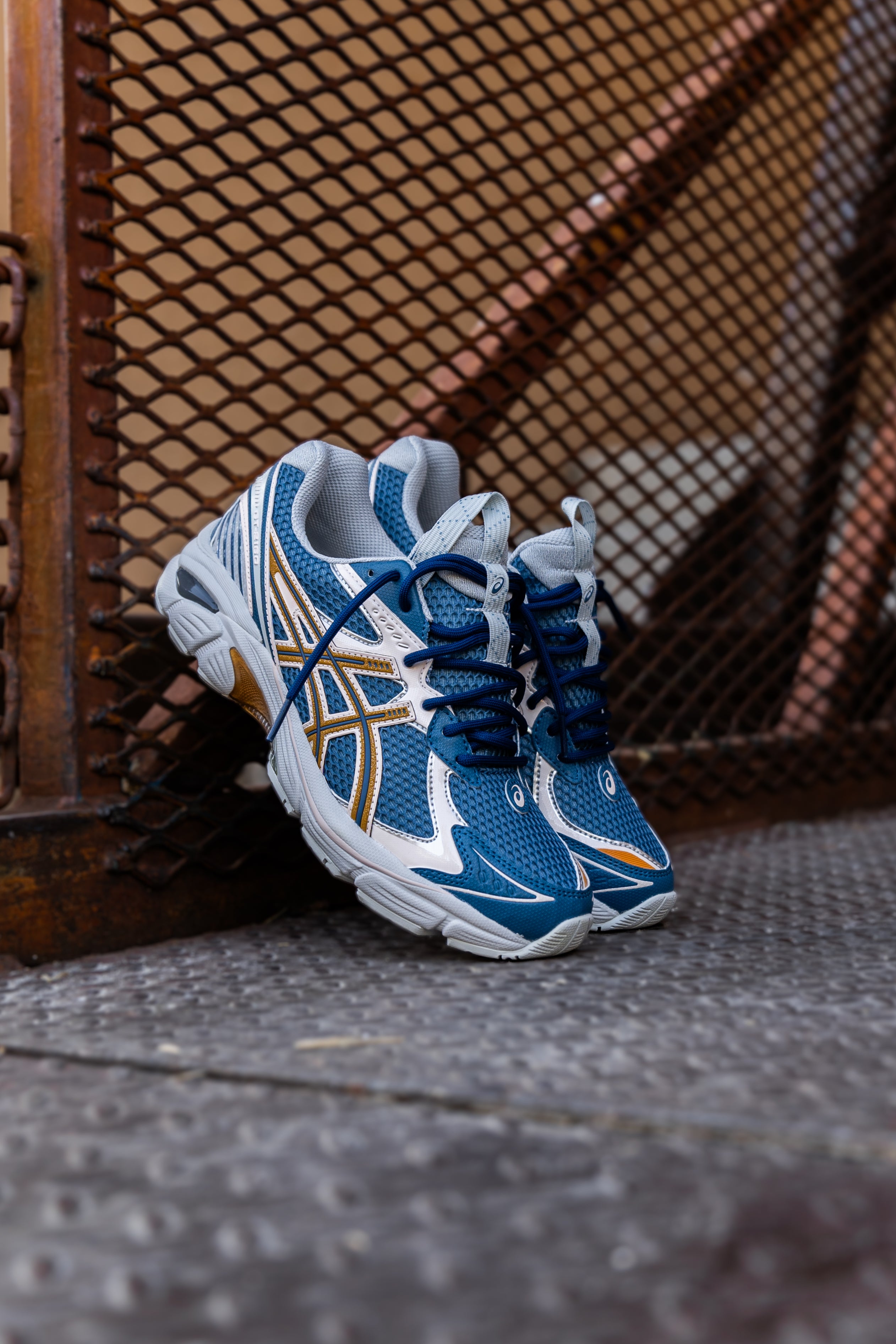 Mens Asics UB8-S GT-2160 (Azure/Pure Gold) - VIP Asics