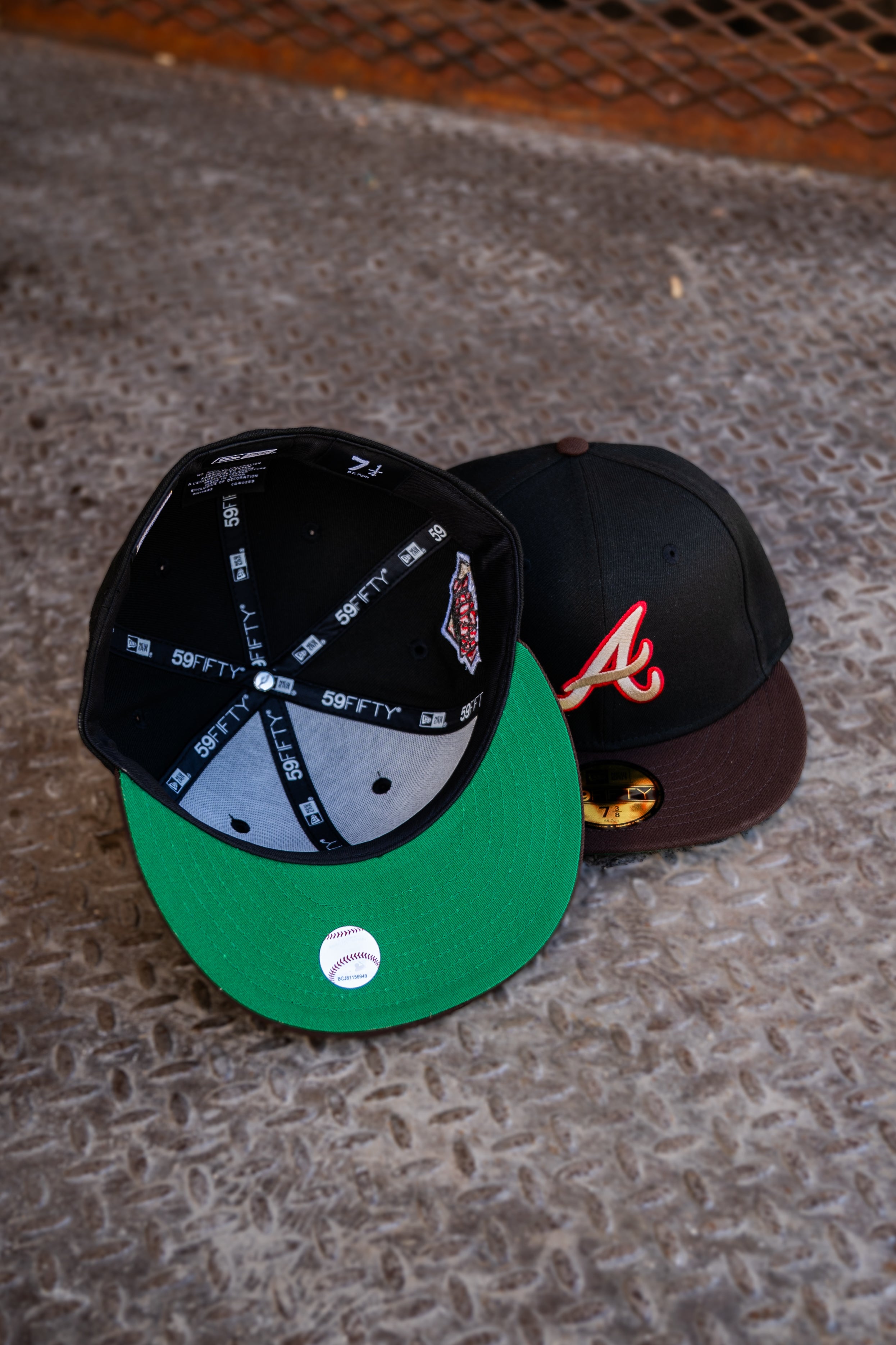 New Era Atlanta Braves 1999 WS Green UV (Black/Burnt wood) 59Fifty Fitted - New Era