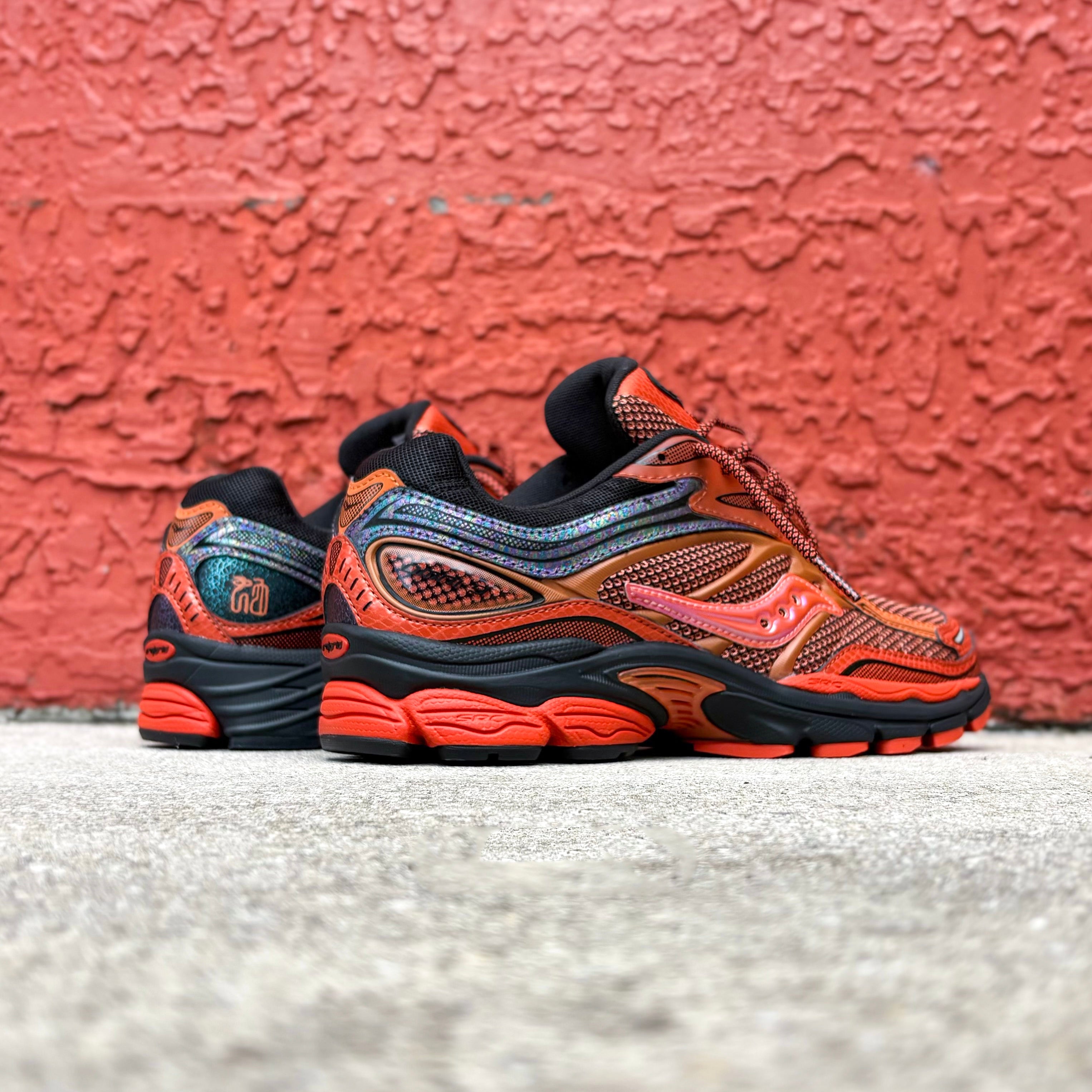 Mens Saucony ProGrid Omni 9 (Copper Glow)