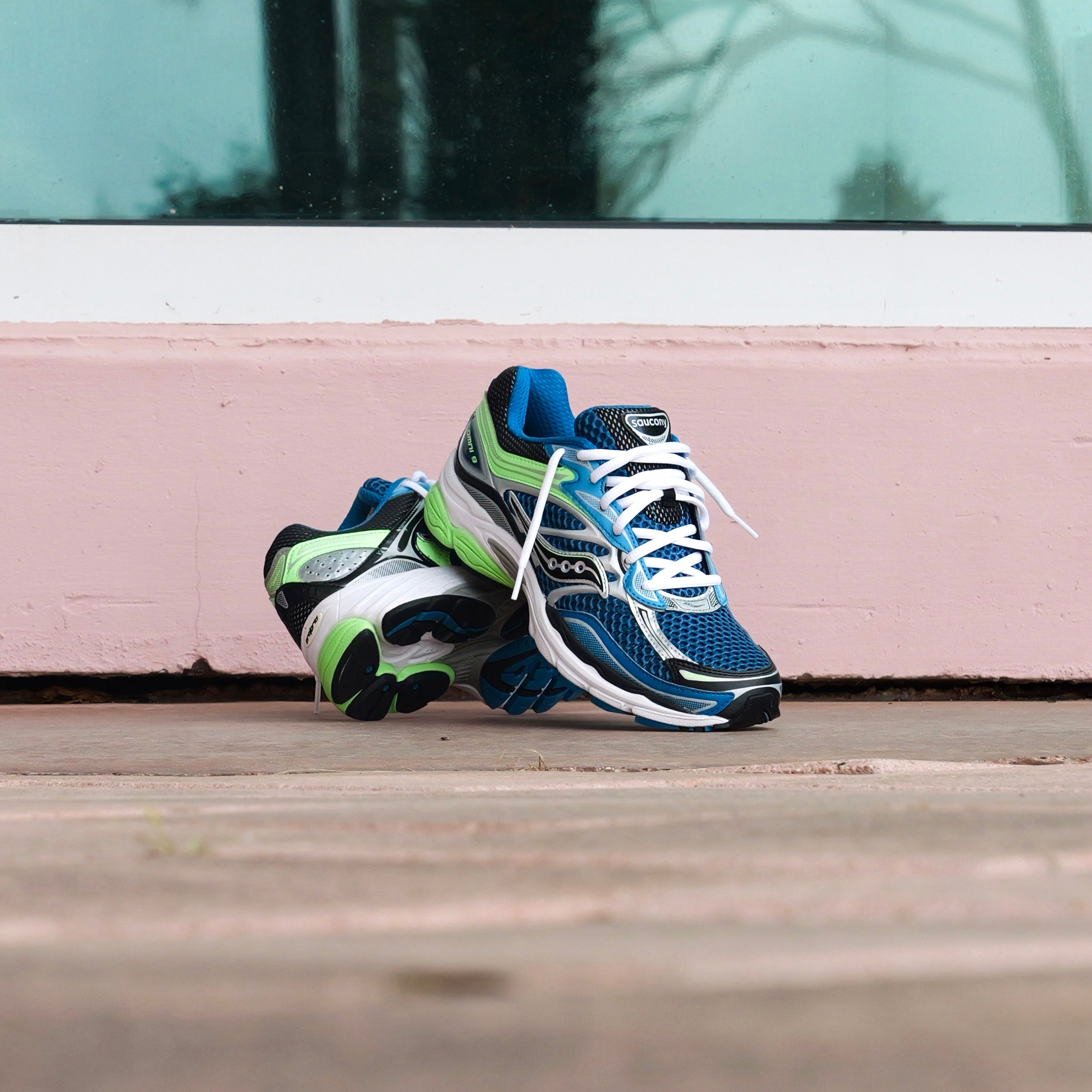 Mens Saucony ProGrid Omni 9 (Blue/Lime) - Saucony