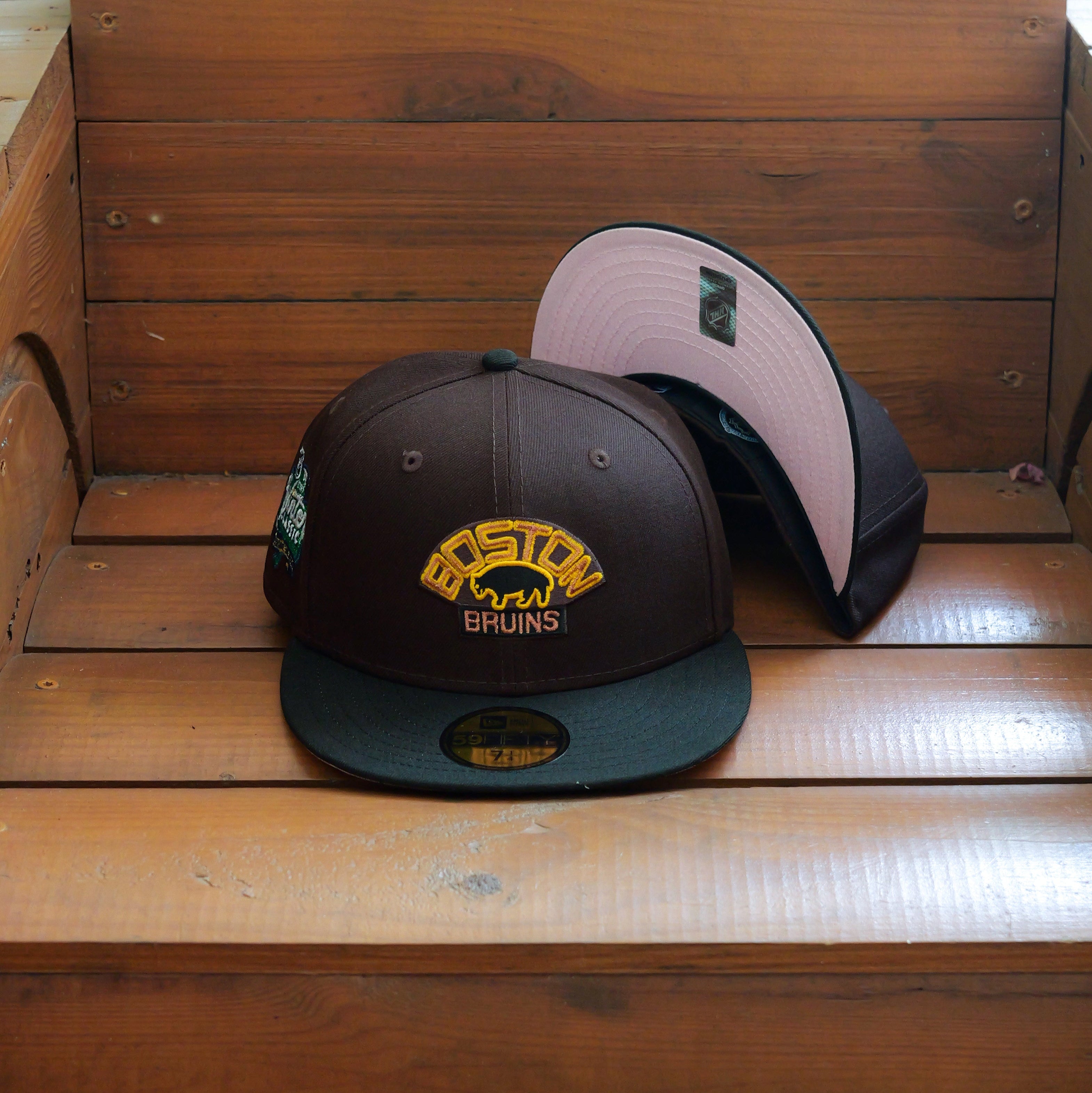 New Era Boston Bruins NHL 2019 Winter Classic Side Patch - New Era