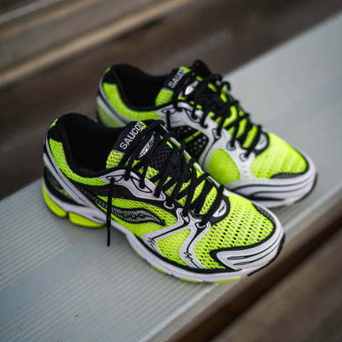 Saucony Progrid Triumph 4 (Yellow/Silver) - Saucony