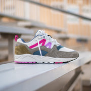 Karhu Fusion 2.0 (Abbey Stone/Pink Yarrow) - Karhu