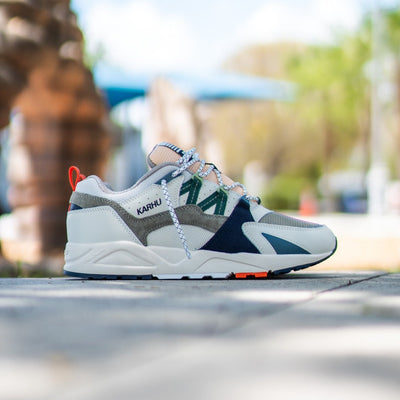 Karhu Fusion 2.0 (Lily White/Foliage Green) - Karhu