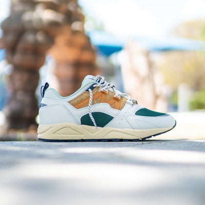 Karhu Fusion 2.0 (Lily White/Nugget) - Karhu