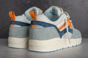 Karhu Fusion 2.0 (Pigeon/Dark Cheddar) - Karhu