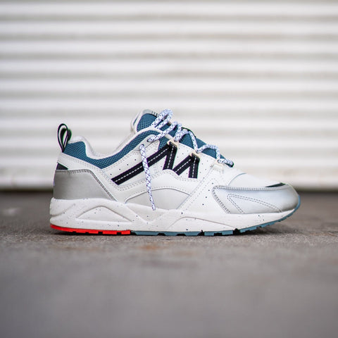 Karhu Fusion 2.0 (Silver/Jet Black) - Karhu