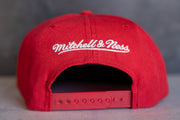 Mitchell & Ness Chicago Bulls Snapback (Red/Black) - Mitchell & Ness